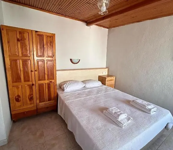 Golden Vendégház 3*